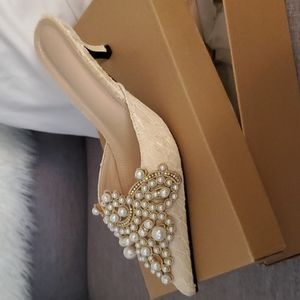 Mules Ivory, kitten heel 9